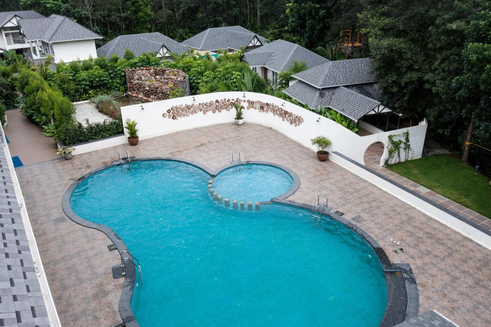 Inventree Aranya Resort & Spa Madikeri Exterior foto